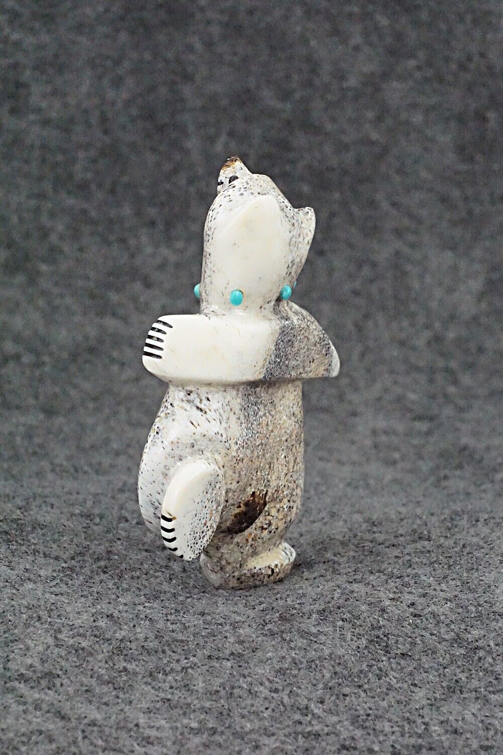 Dancing Bear Zuni Fetish Carving - Claudia Peina