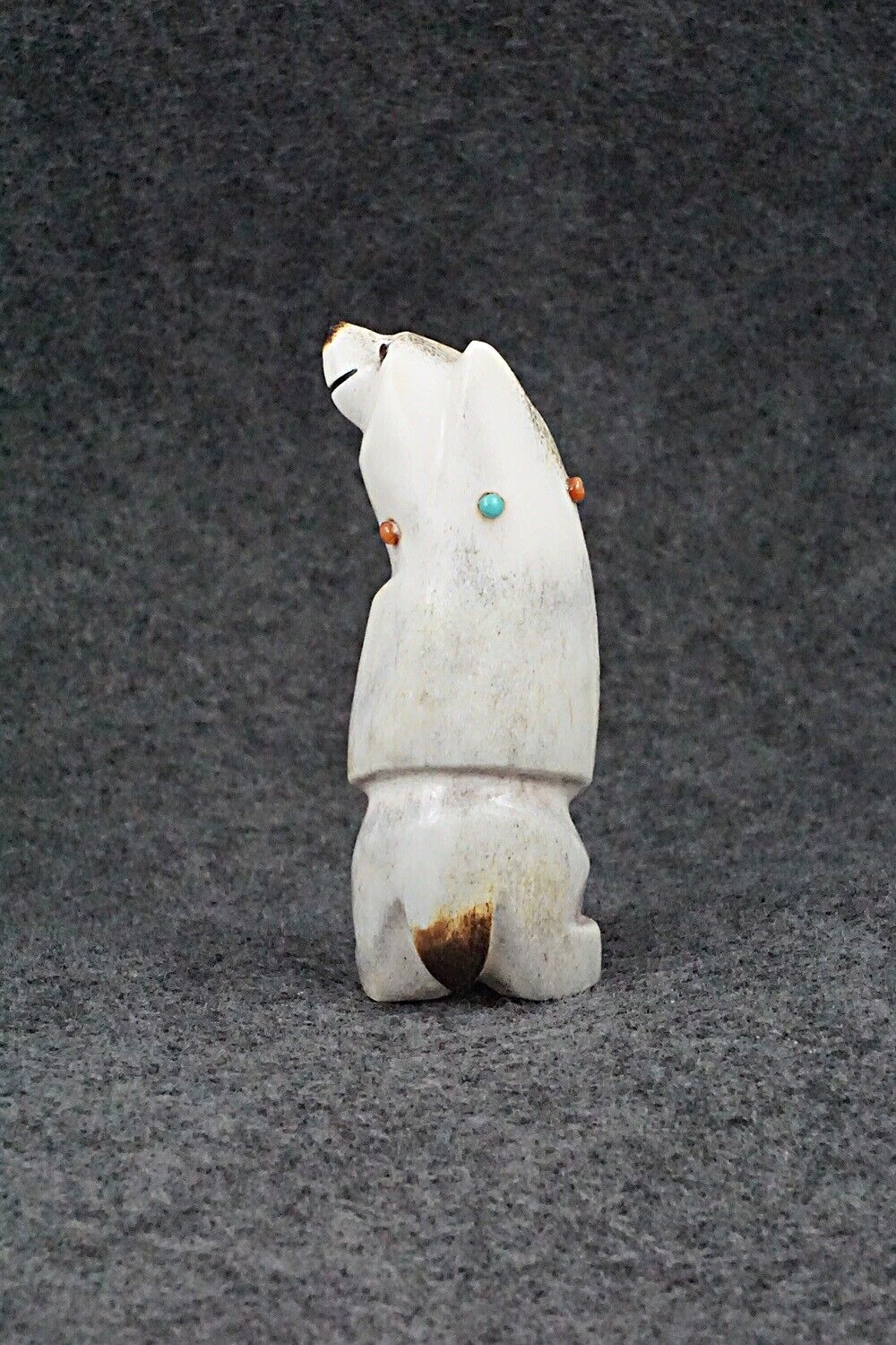 Bear Zuni Fetish Carving - Claudia Peina