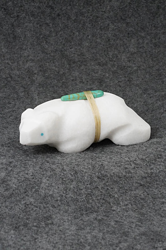 Bear Zuni Fetish Carving - Herbert Halate