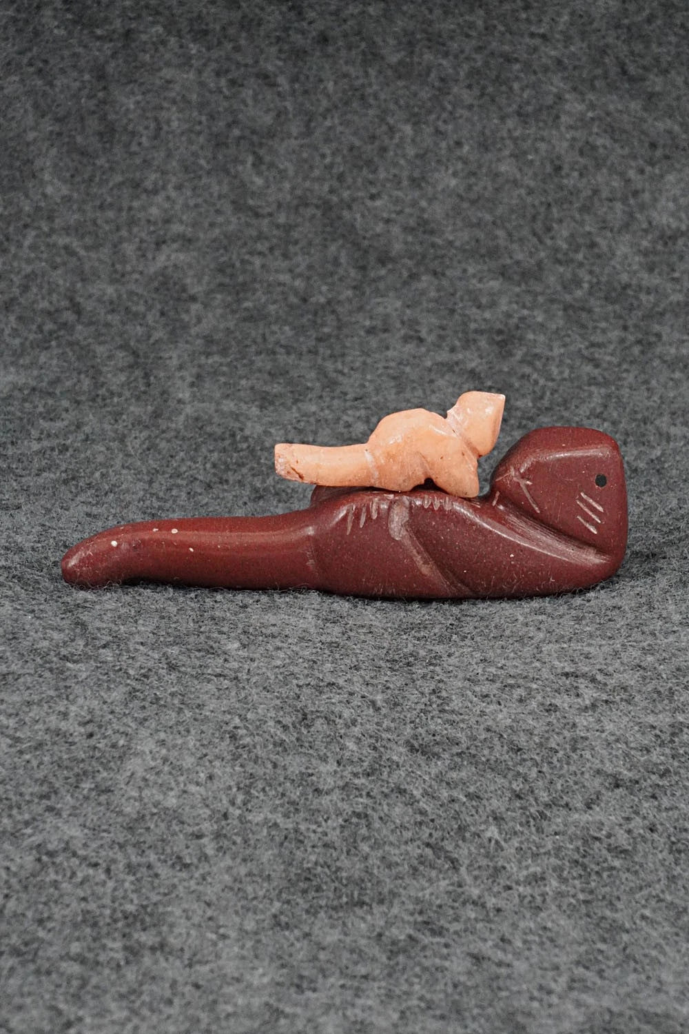 Otter Zuni Fetish Carving - Justin Red Elk