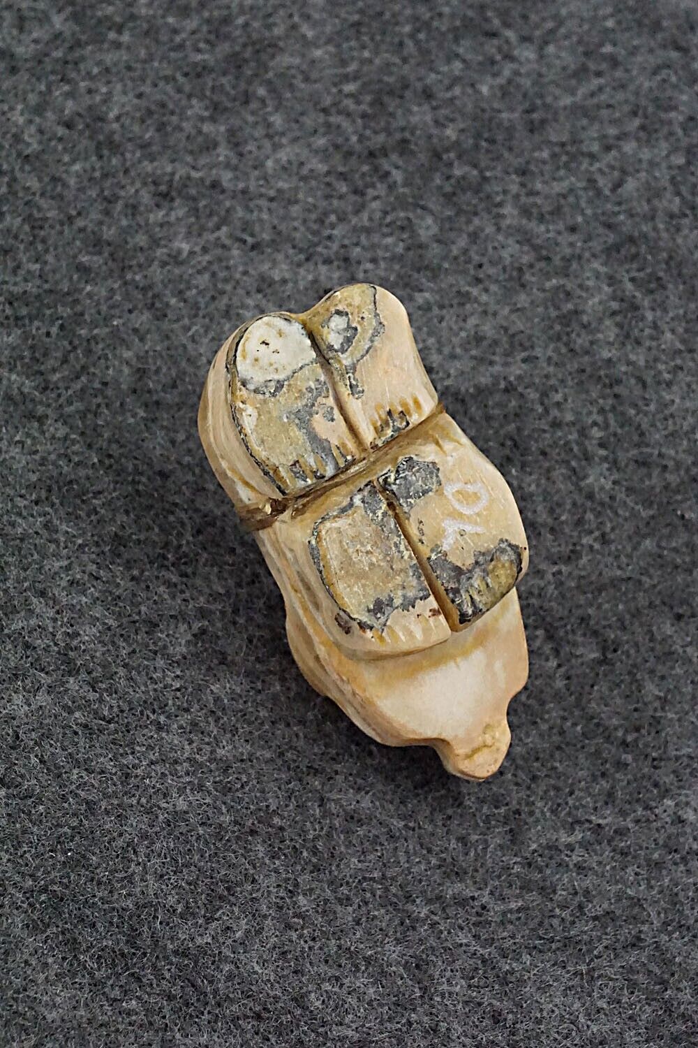 Badger Zuni Fetish Carving - Danny Lonjose