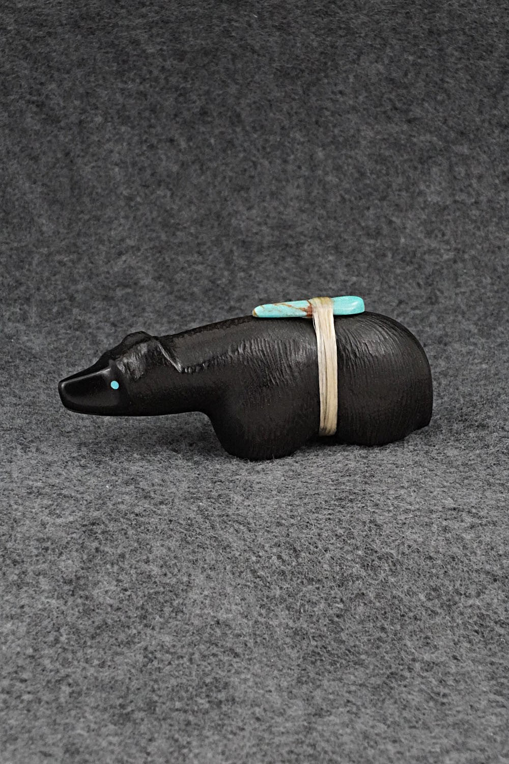 Bear Zuni Fetish Carving - Herbert Halate