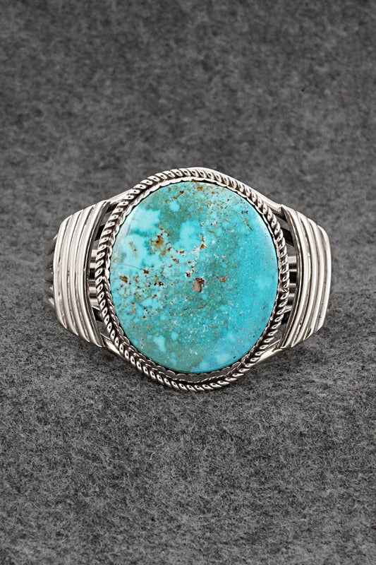 Turquoise & Sterling Silver Vintage Bracelet - Larose Ganadonegro
