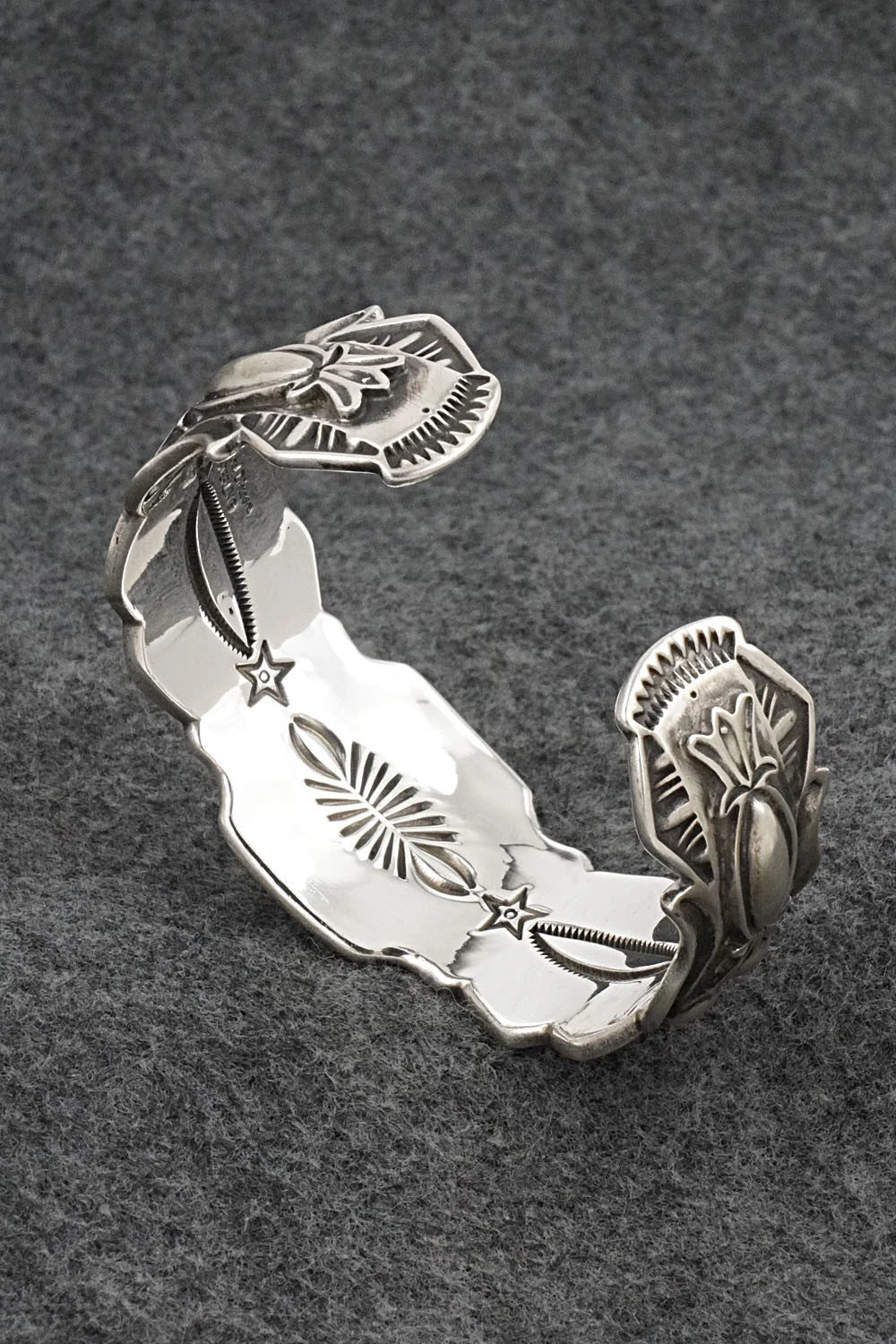 Turquoise & Sterling Silver Bracelet - Roland Dixson