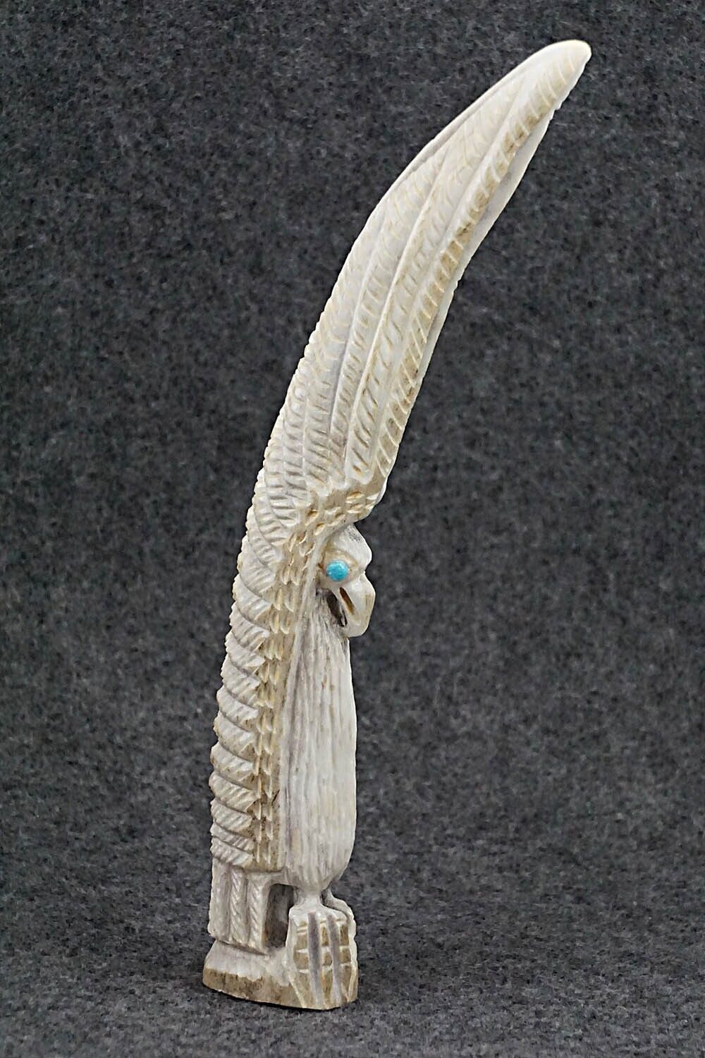 Eagle Zuni Fetish Carving - Garrick Weeka