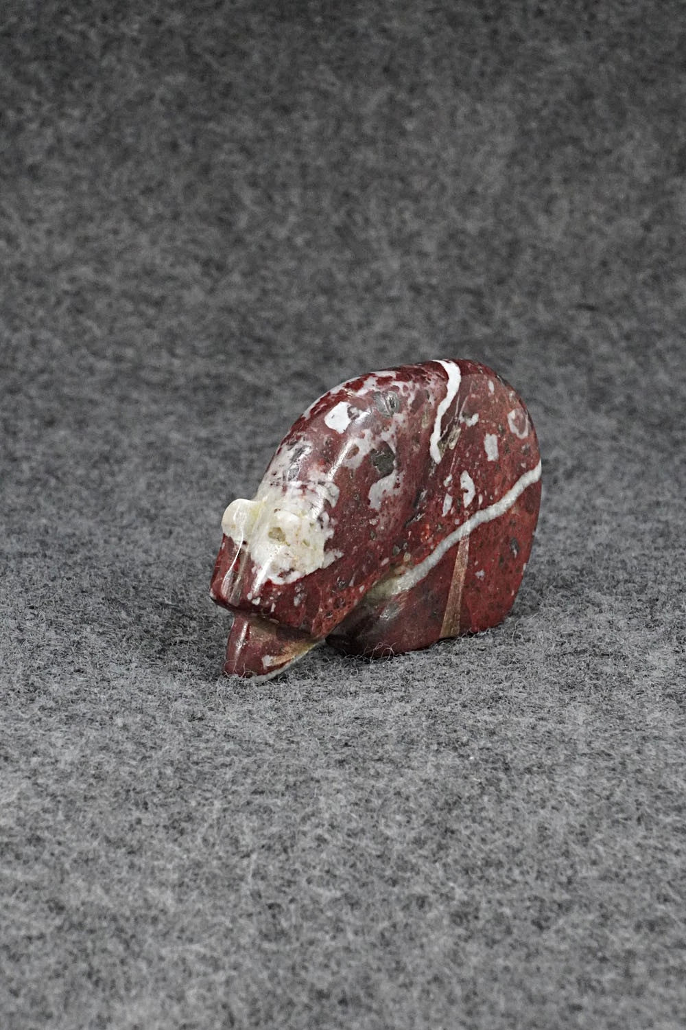 Bear Zuni Fetish Carving - Kenny Chavez