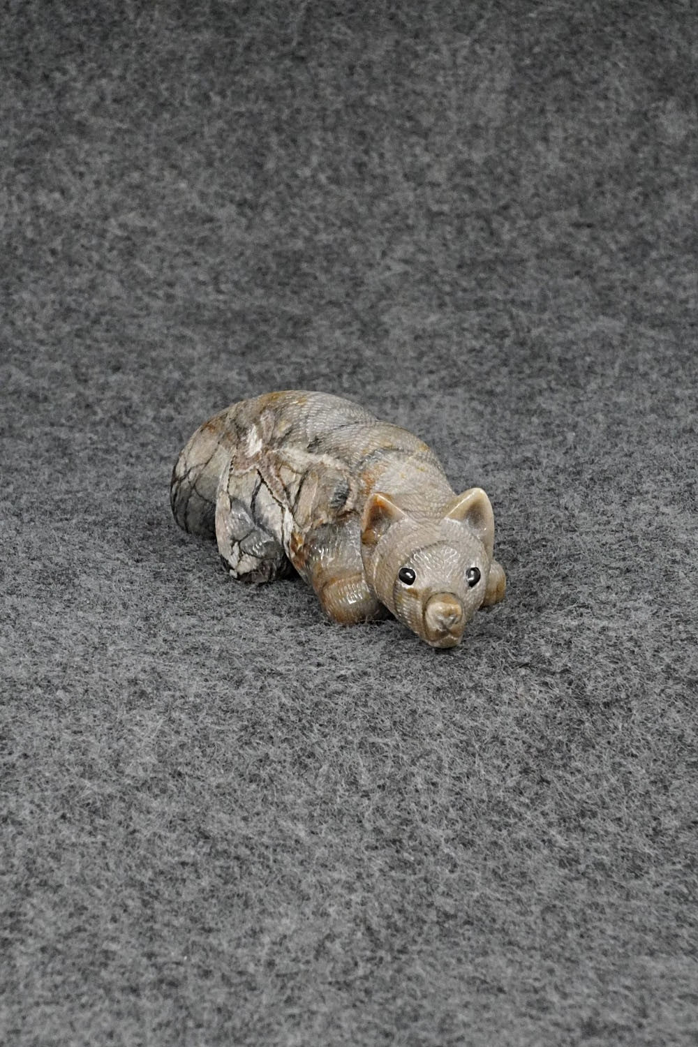 Badger Zuni Fetish Carving - Randy Lucio