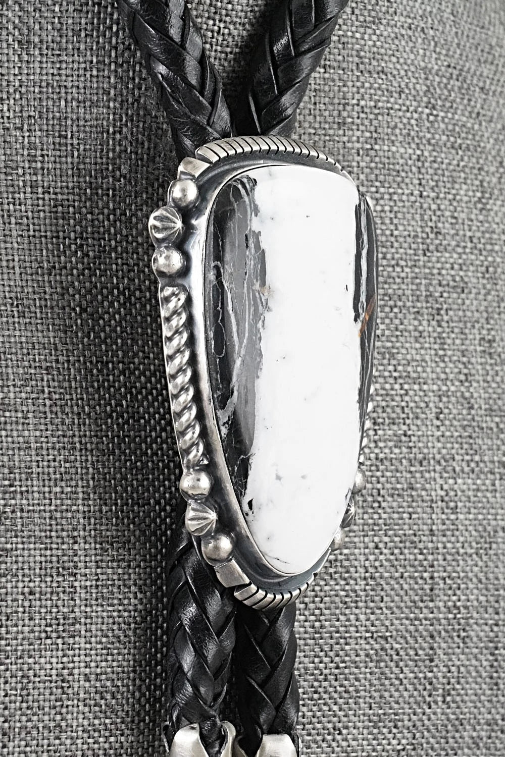 White Buffalo & Sterling Silver Bolo Tie - Bob Becenti