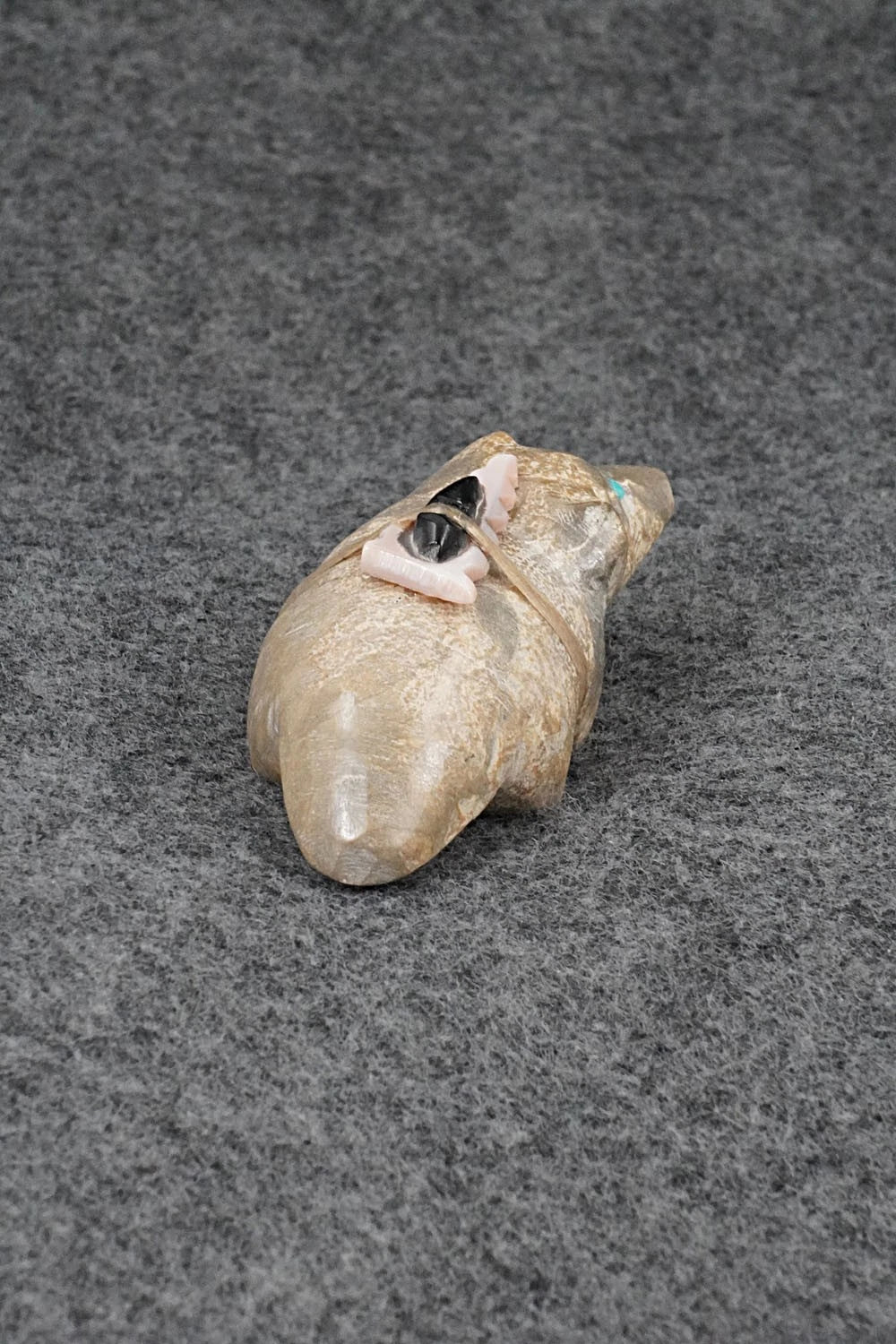 Badger Zuni Fetish Carving - Delvin Leekya