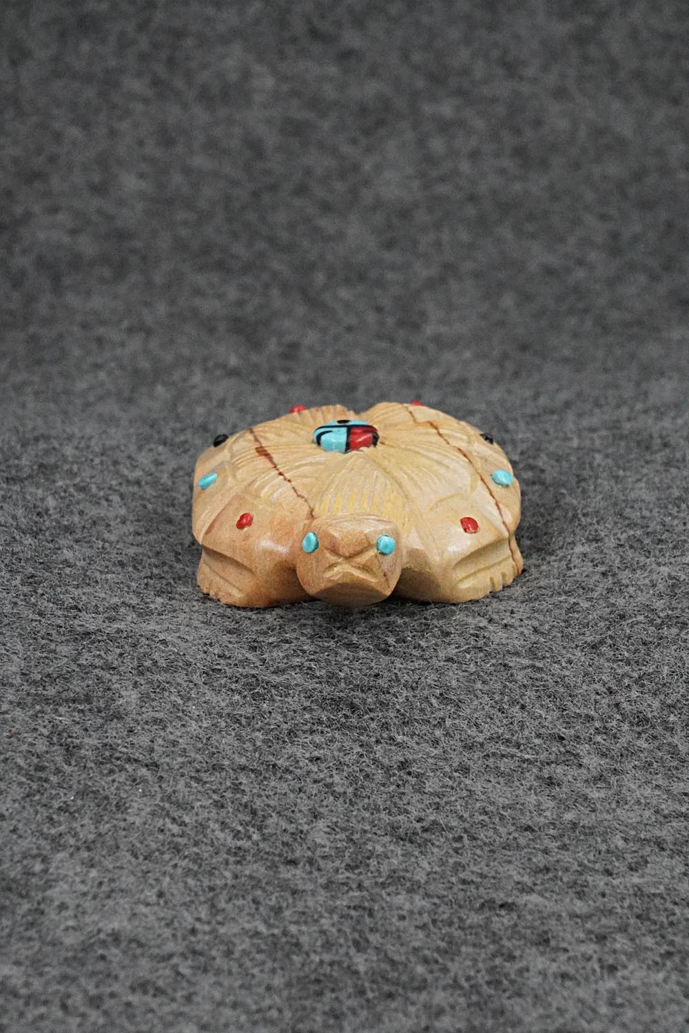 Turtle Zuni Fetish Carving - Danette Laate
