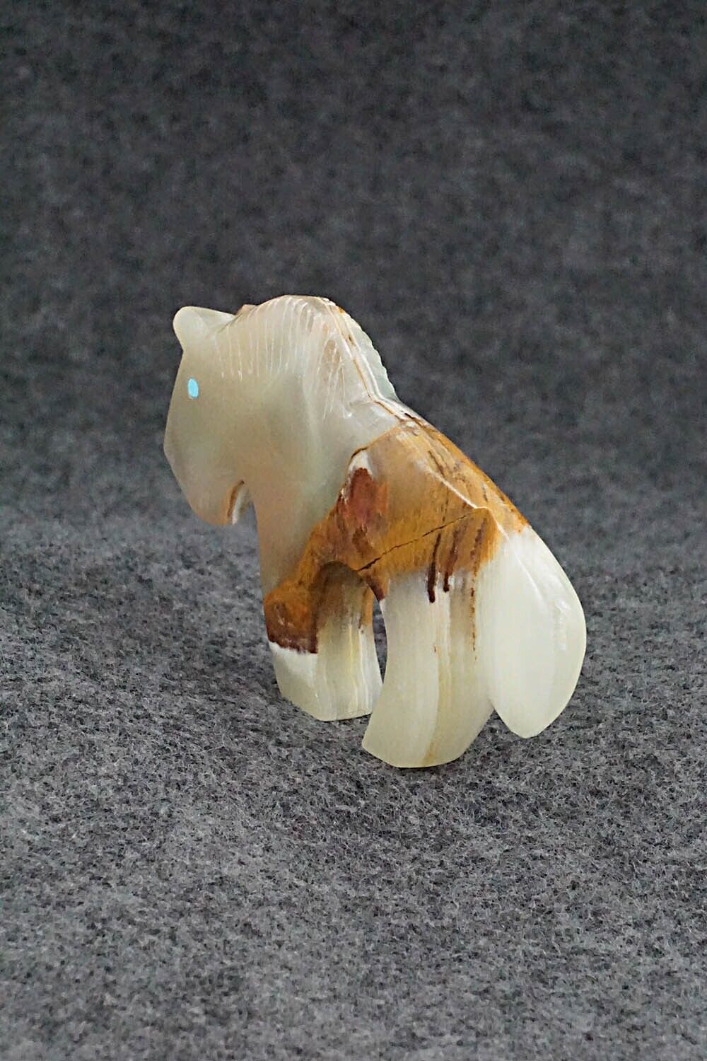 Horse Zuni Fetish Carving - Kenric Laiwakete