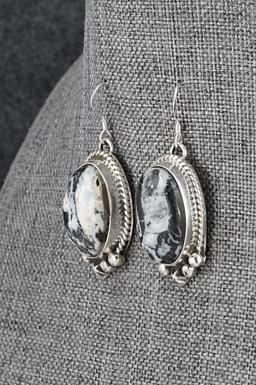 White Buffalo & Sterling Silver Necklace and Earrings Set - Vernon Johnson