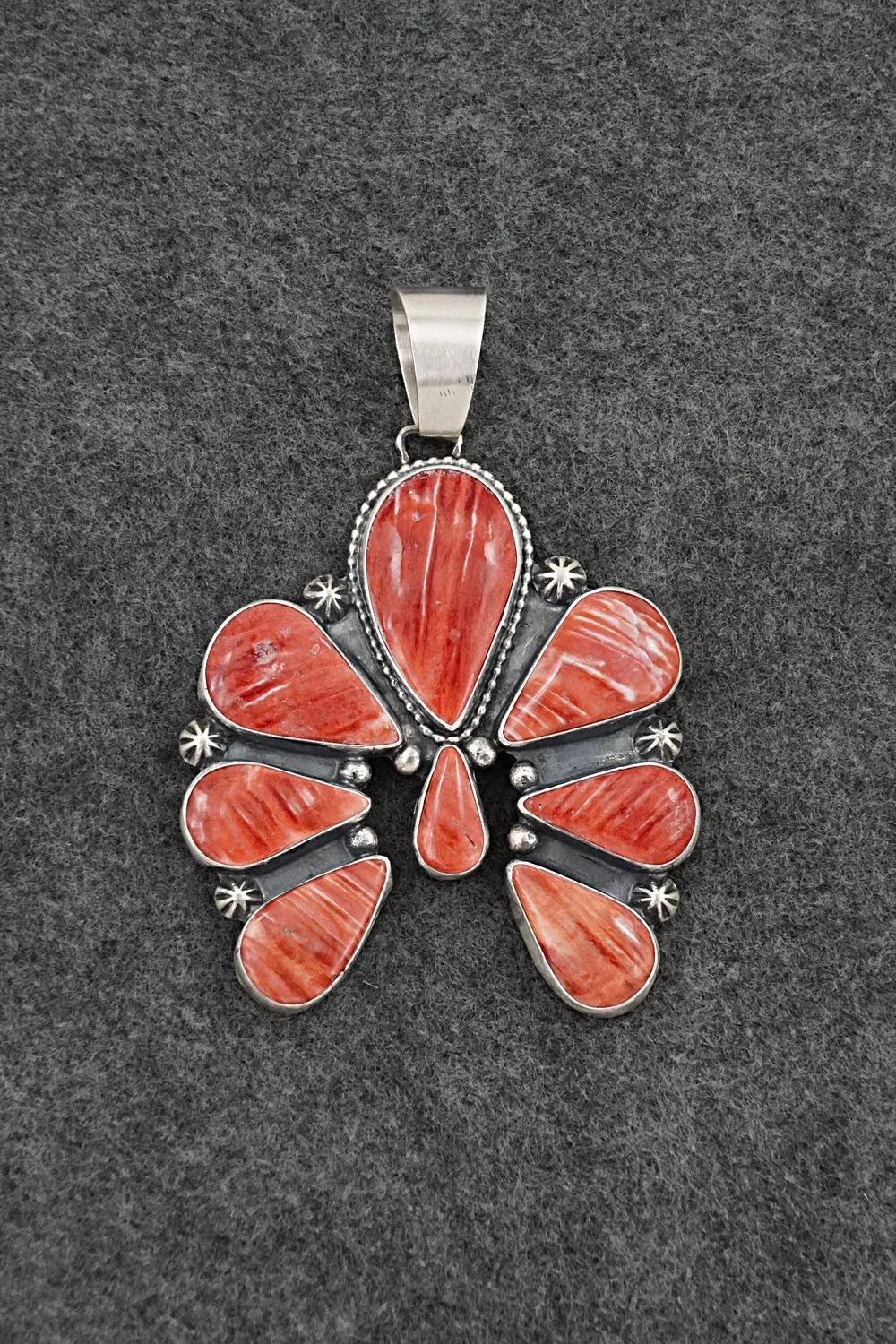 Spiny Oyster & Sterling Silver Pendant - Bobby Johnson