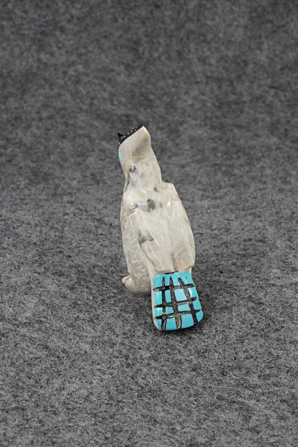 Bird Zuni Fetish Carving - Freddie Leekya