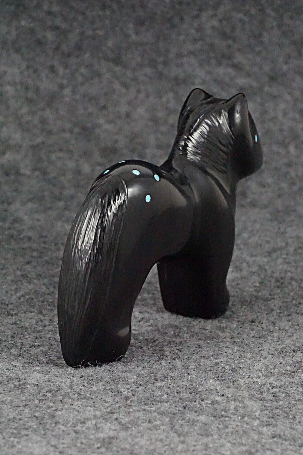 Horse Zuni Fetish Carving - Herbert Halate