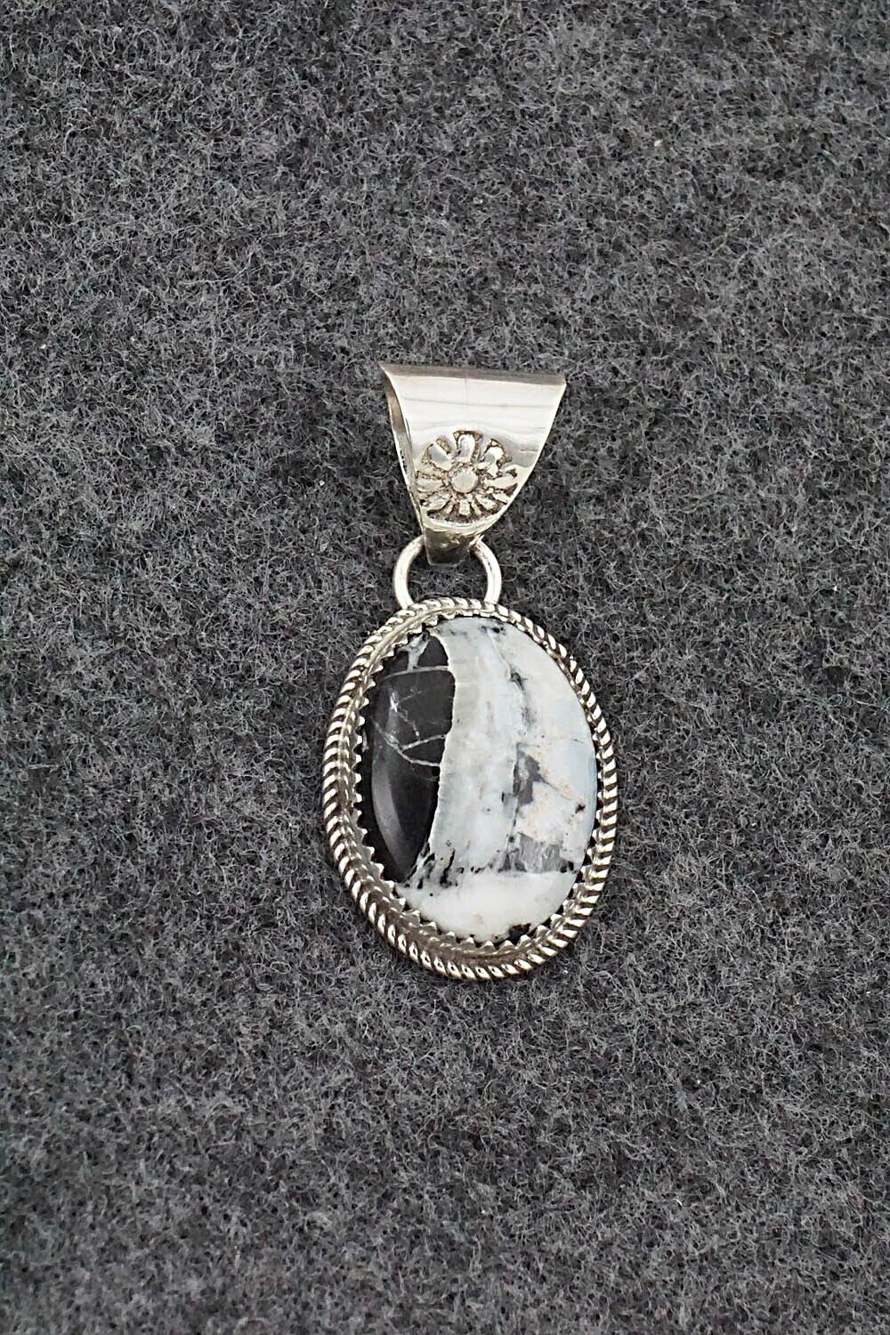 White Buffalo & Sterling Silver Pendant - Ernest Hawthorne