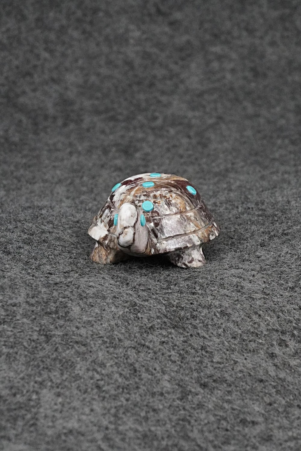 Turtle Zuni Fetish Carving - Ronnie Lunasee