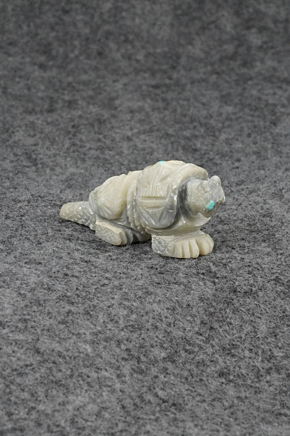 Armadillo Zuni Fetish Carving - Herbert Hustito