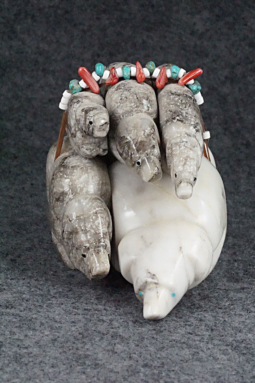 Bear Family Zuni Fetish Carving - Ed Lementino