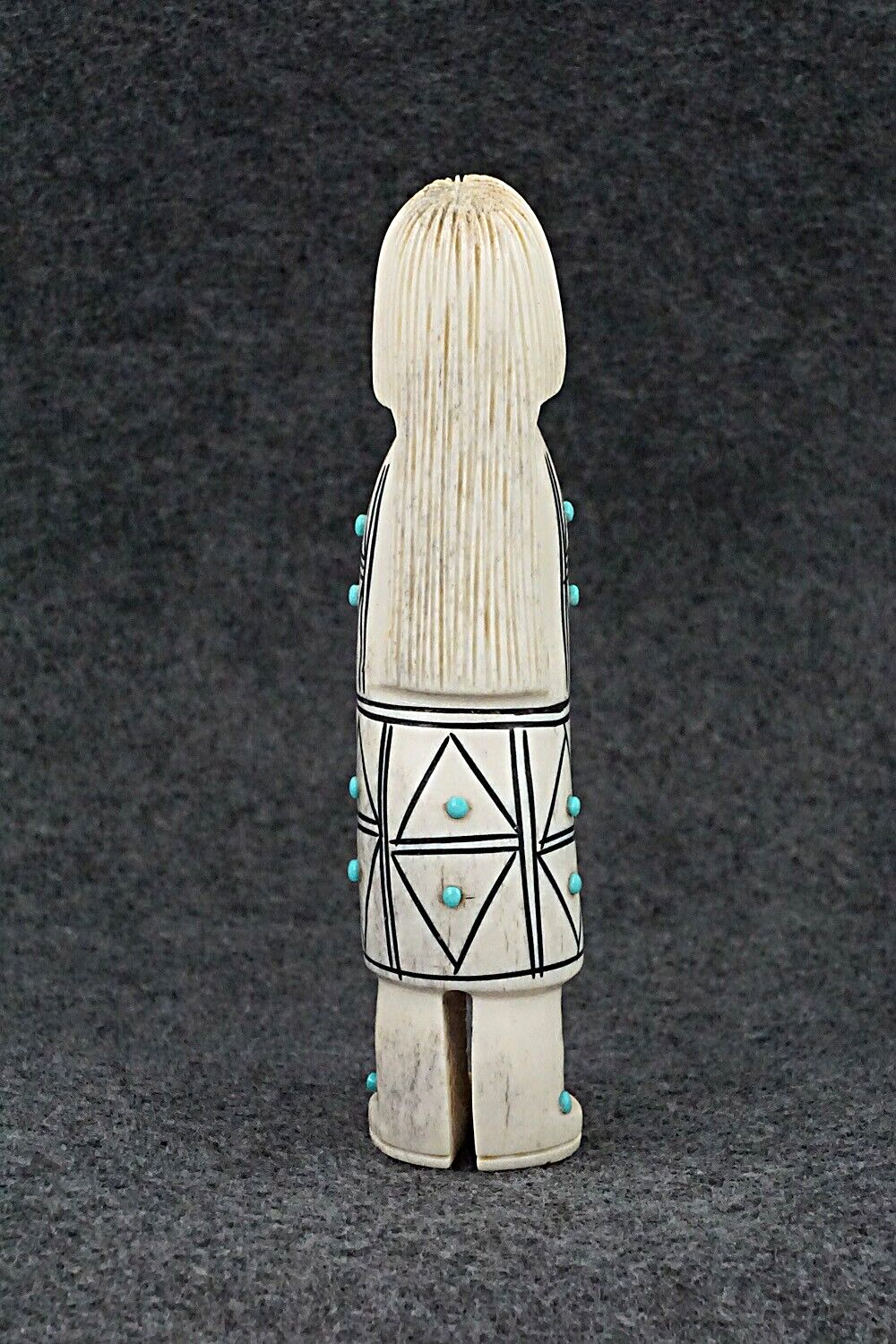 Corn Maiden Zuni Fetish Carving - Claudia Peina