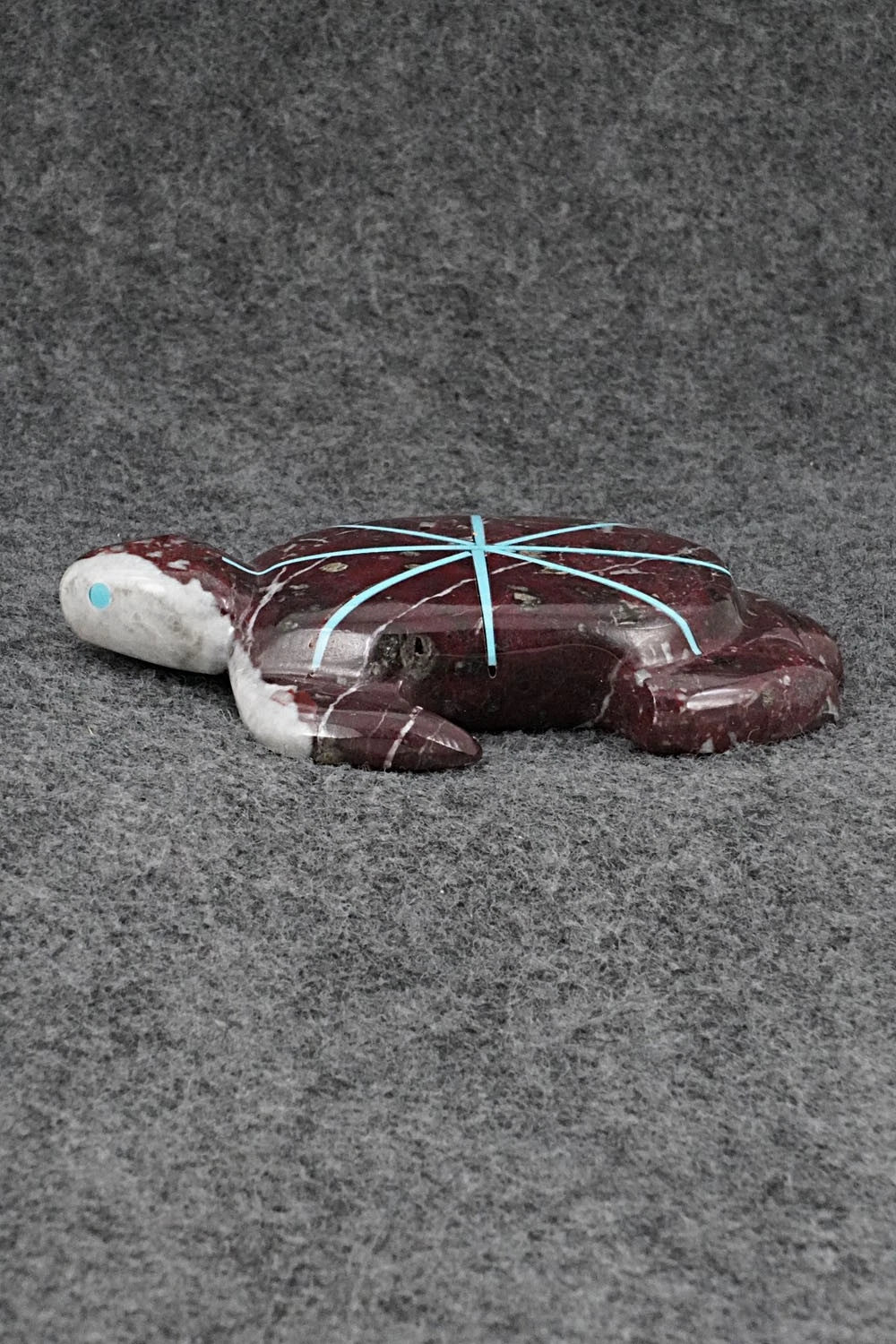 Turtle Zuni Fetish Carving - Kenric Laiwakete