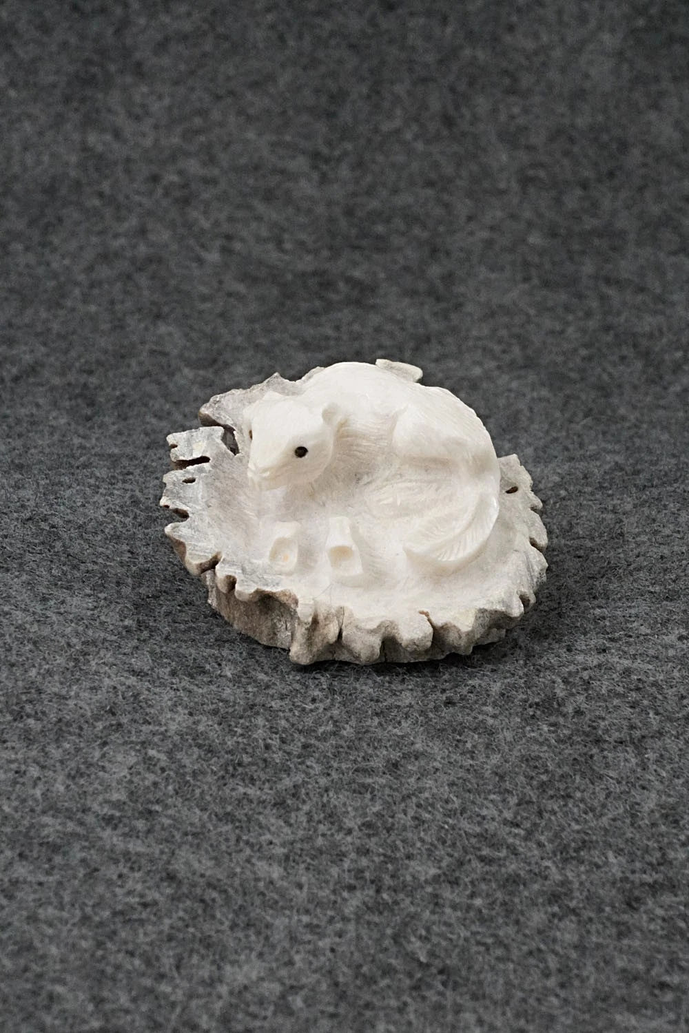Fox Zuni Fetish Carving - Chris Peina