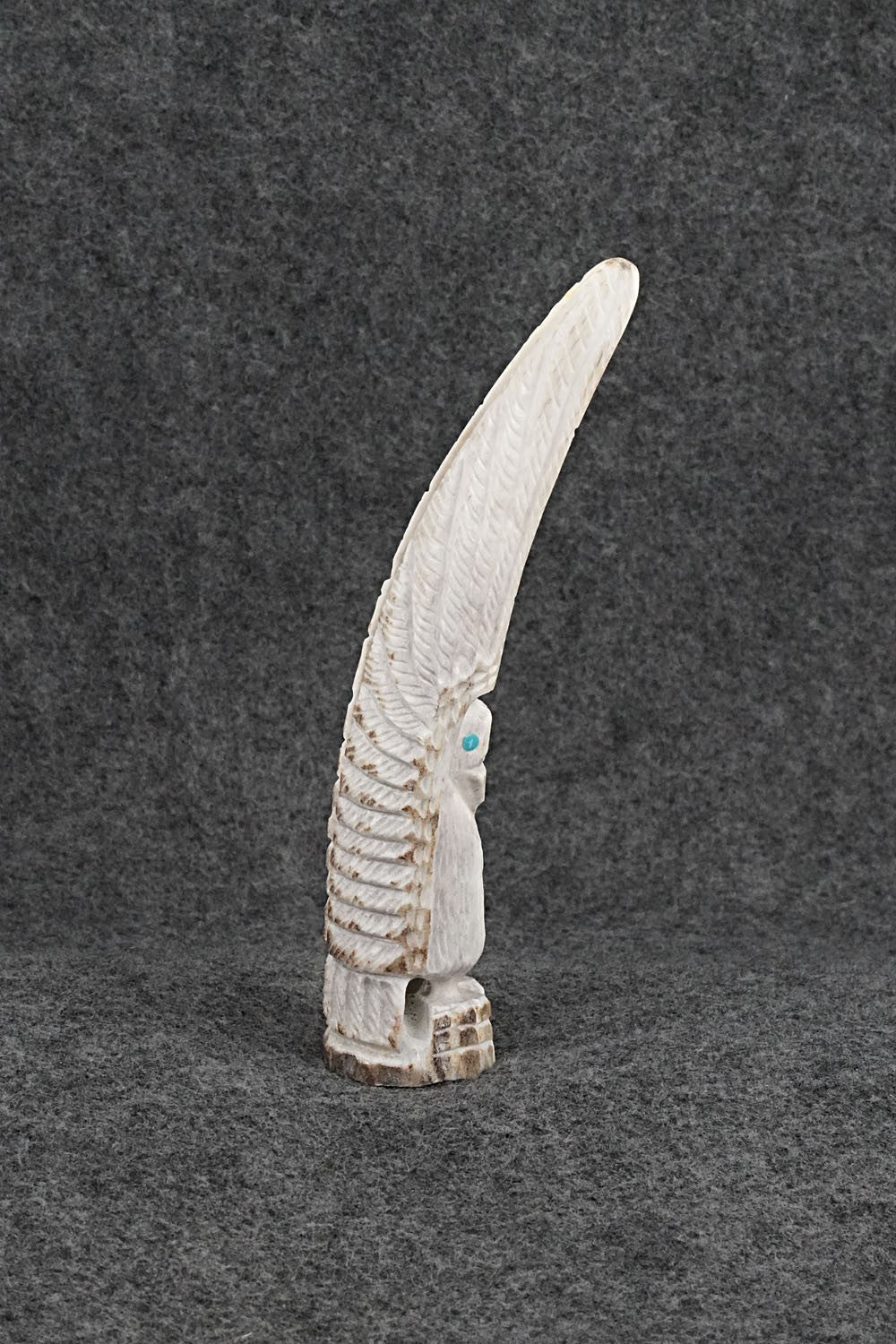 Eagle Zuni Fetish Carving - Garrick Weeka
