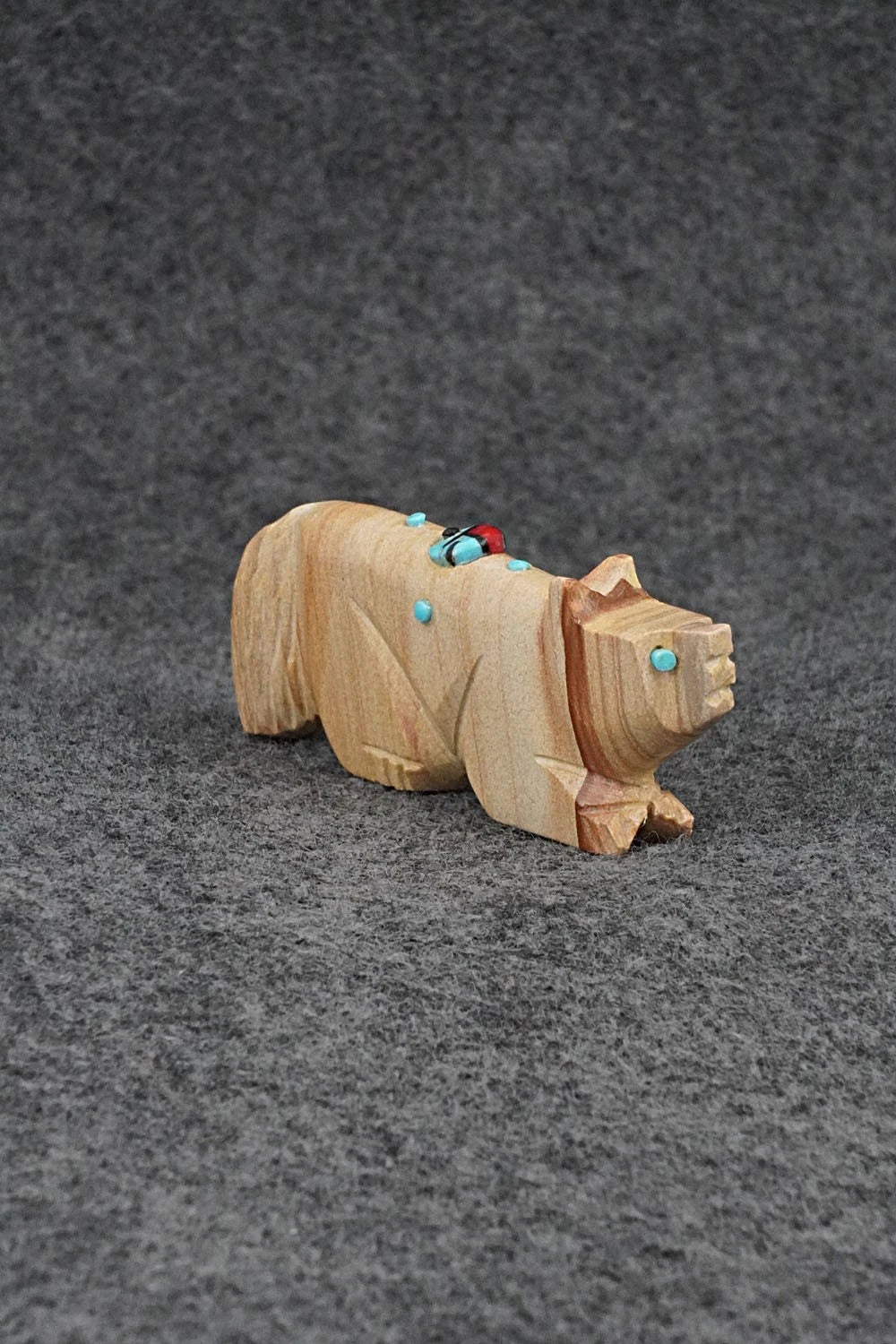 Wolf Zuni Fetish Carving - Danette Laate