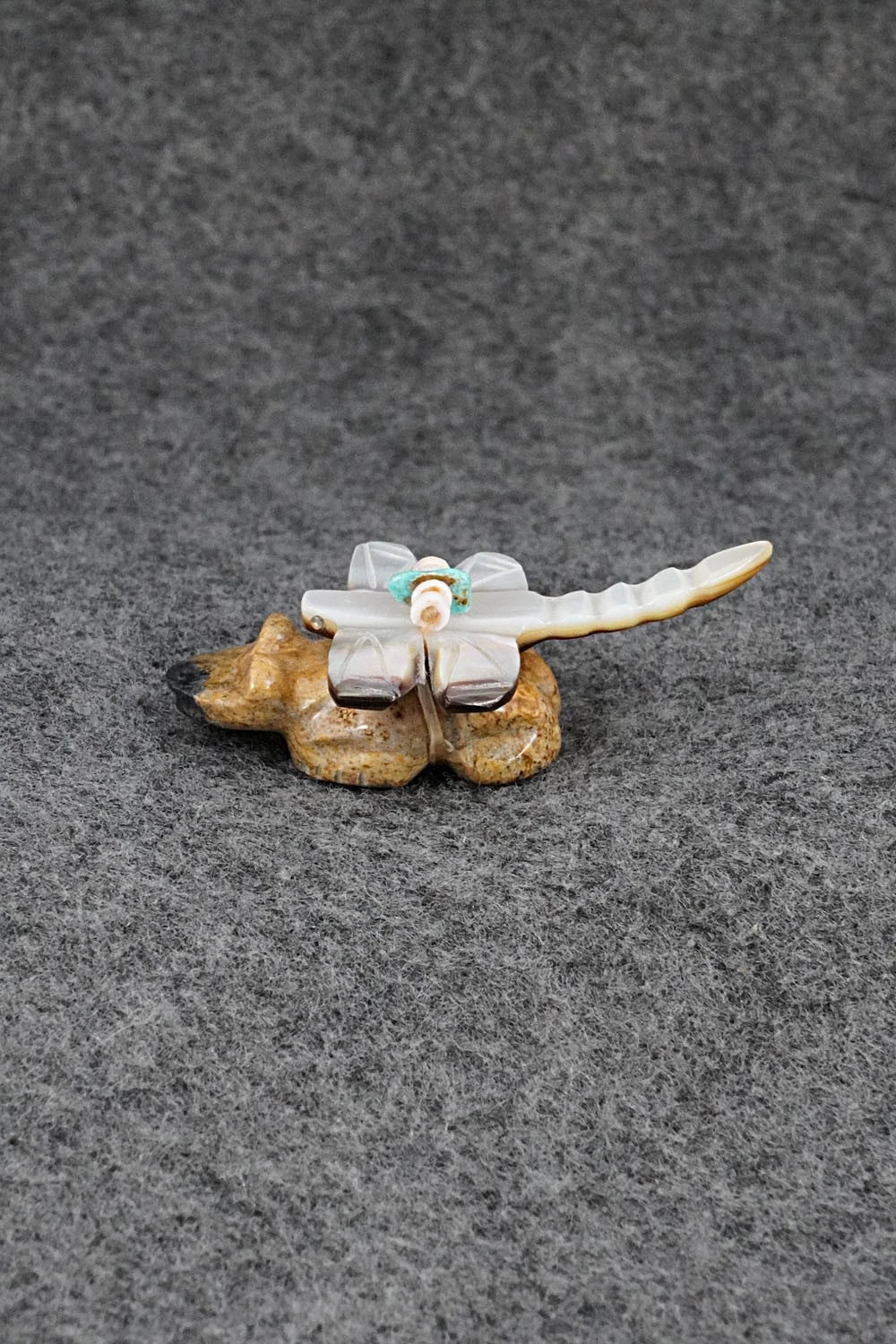 Frog Zuni Fetish Carving - Daisy Rose Leonard