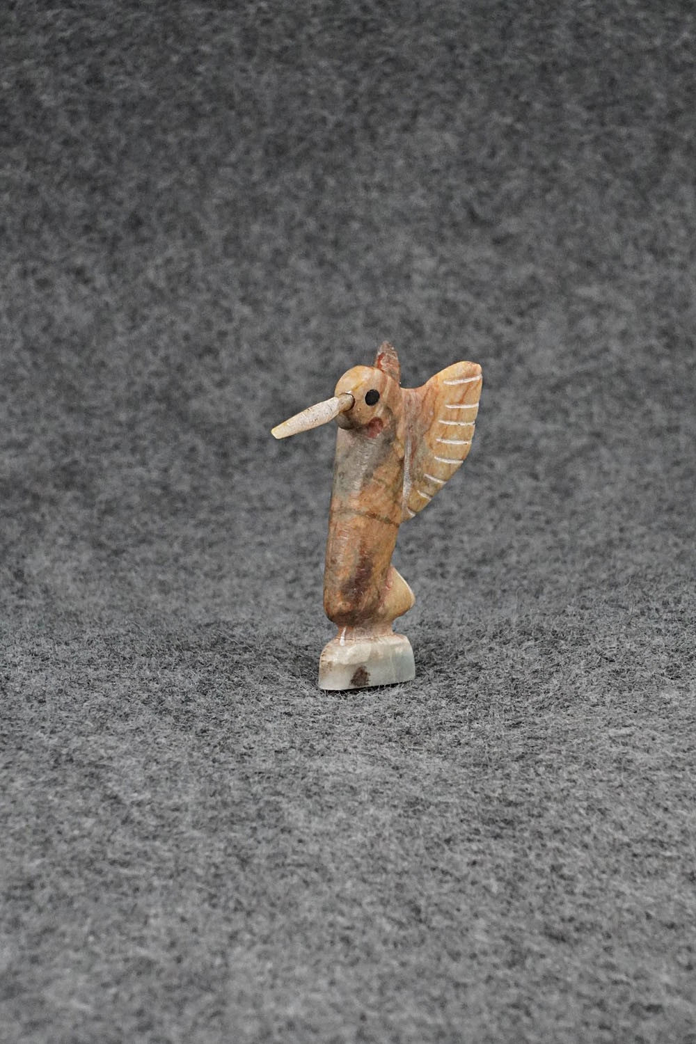 Hummingbird Zuni Fetish Carving - Justin Red Elk