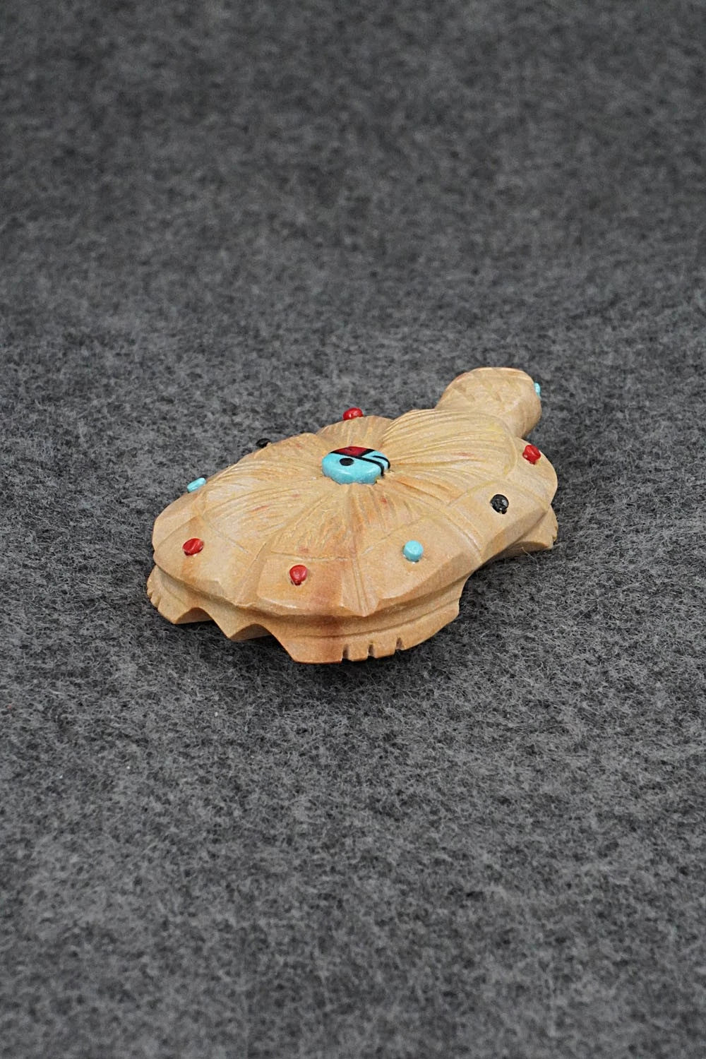 Turtle Zuni Fetish Carving - Danette Laate