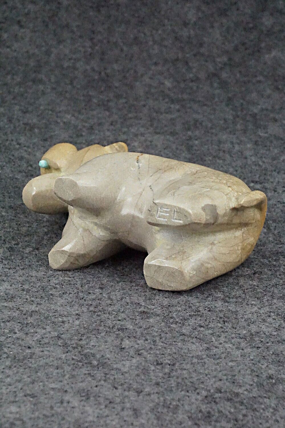 Hippo Zuni Fetish Carving - Enrike Leekya