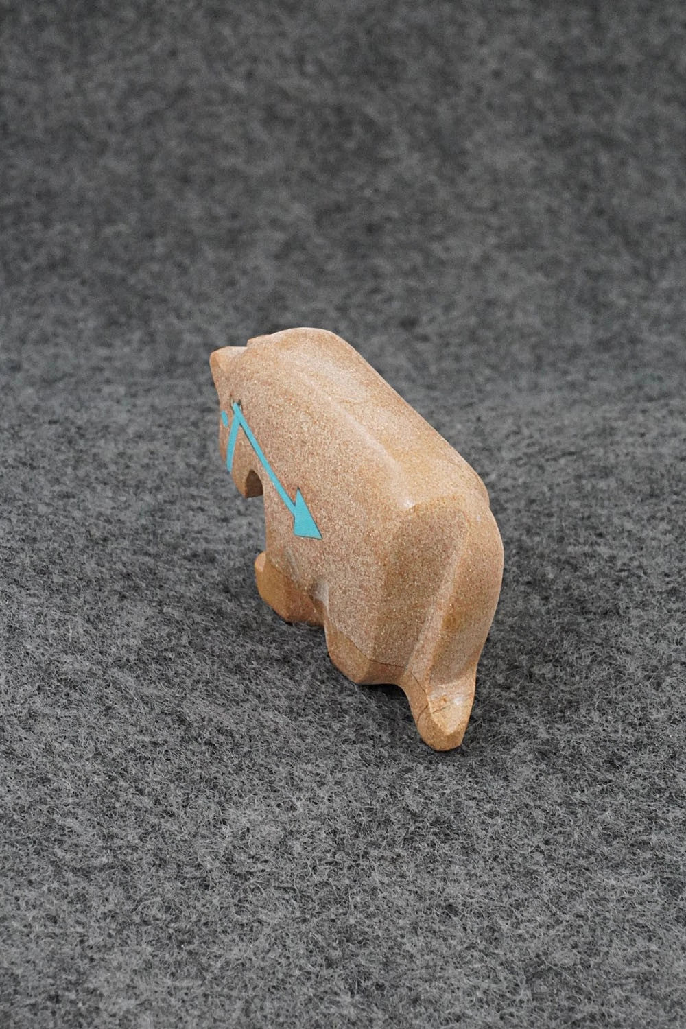 Mountain Lion Zuni Fetish Carving - Bernard Laiwakete