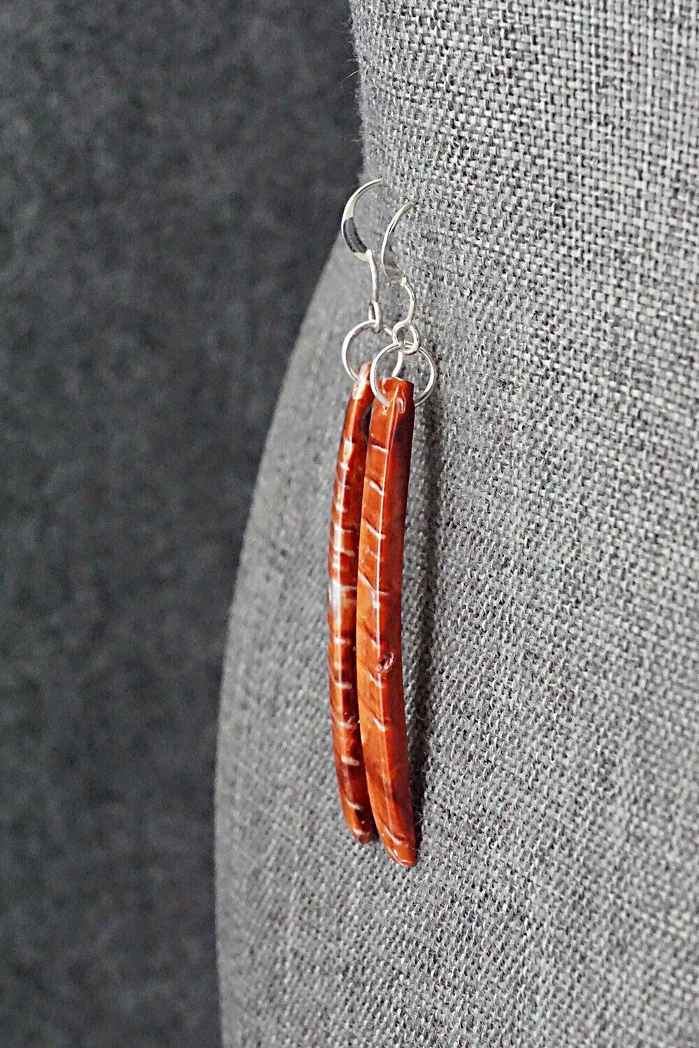 Spiny Oyster & Sterling Silver Earrings - Jesus Espino