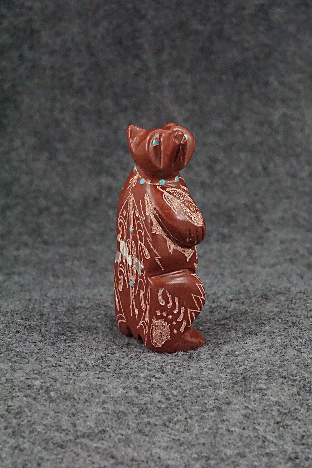 Bear Zuni Fetish Carving - Adrian Cachini