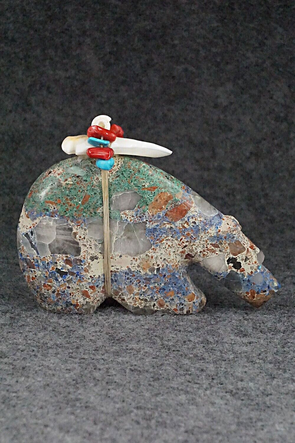 Bear Zuni Fetish Carving - Donovan Laiwakete