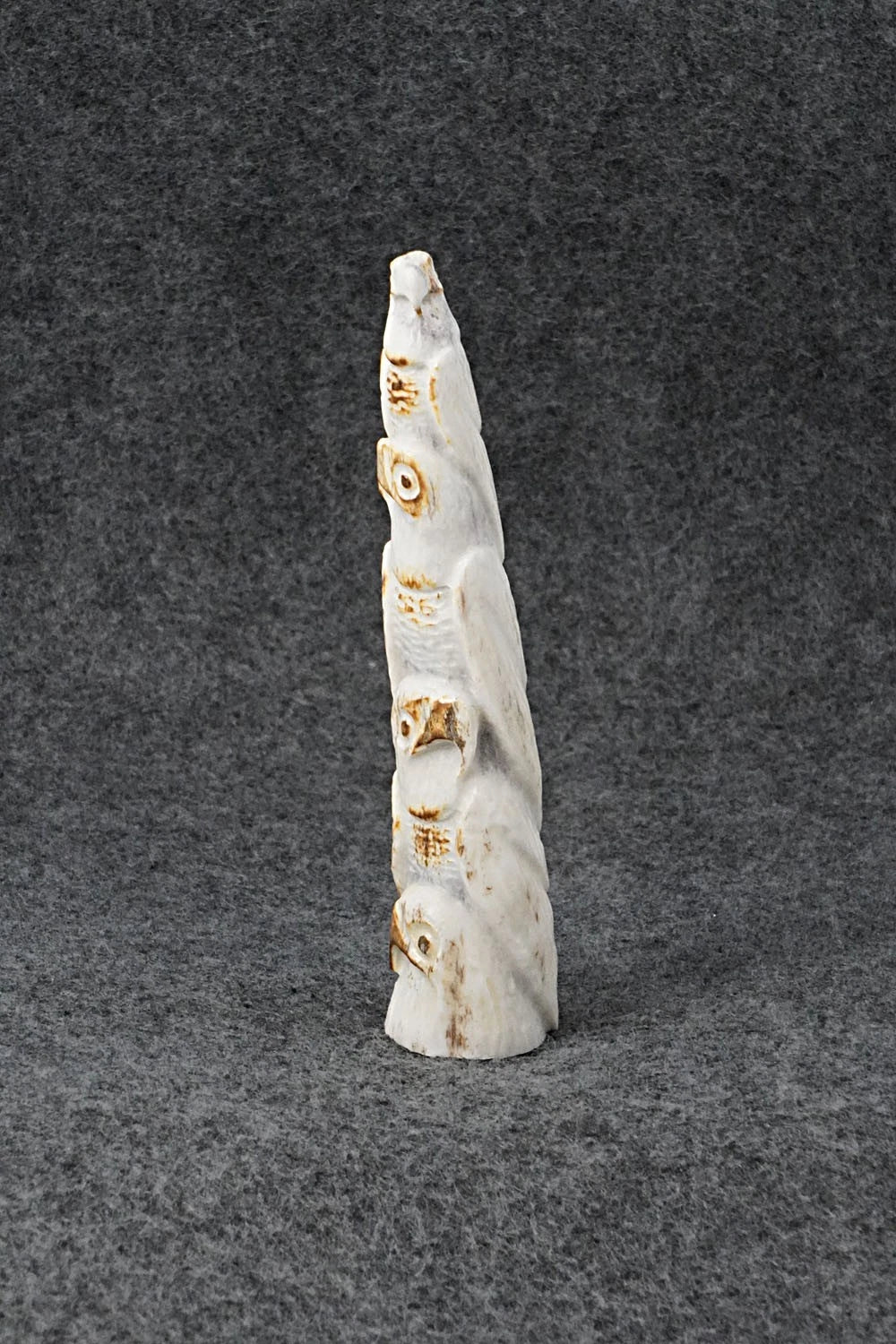 Eagle Zuni Fetish Carving - Maxx Laate