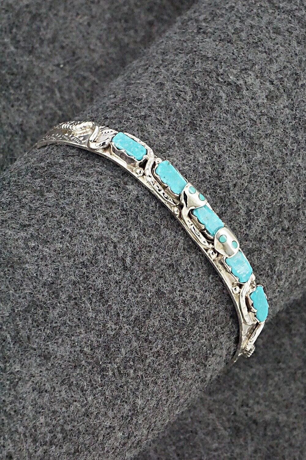 Turquoise & Sterling Silver Bracelet - Joy Calavaza