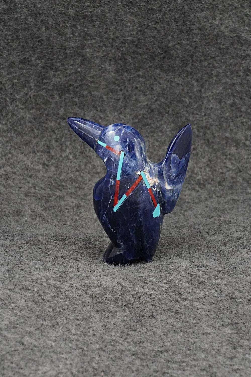 Humming Bird Zuni Fetish Carving - Kenric Laiwakete