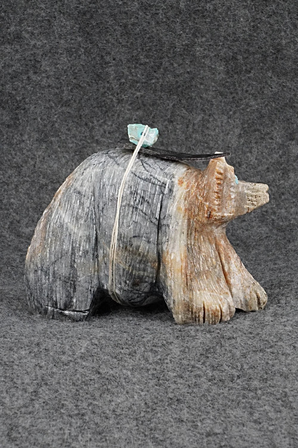Bear Zuni Fetish Carving - Carl Etsate