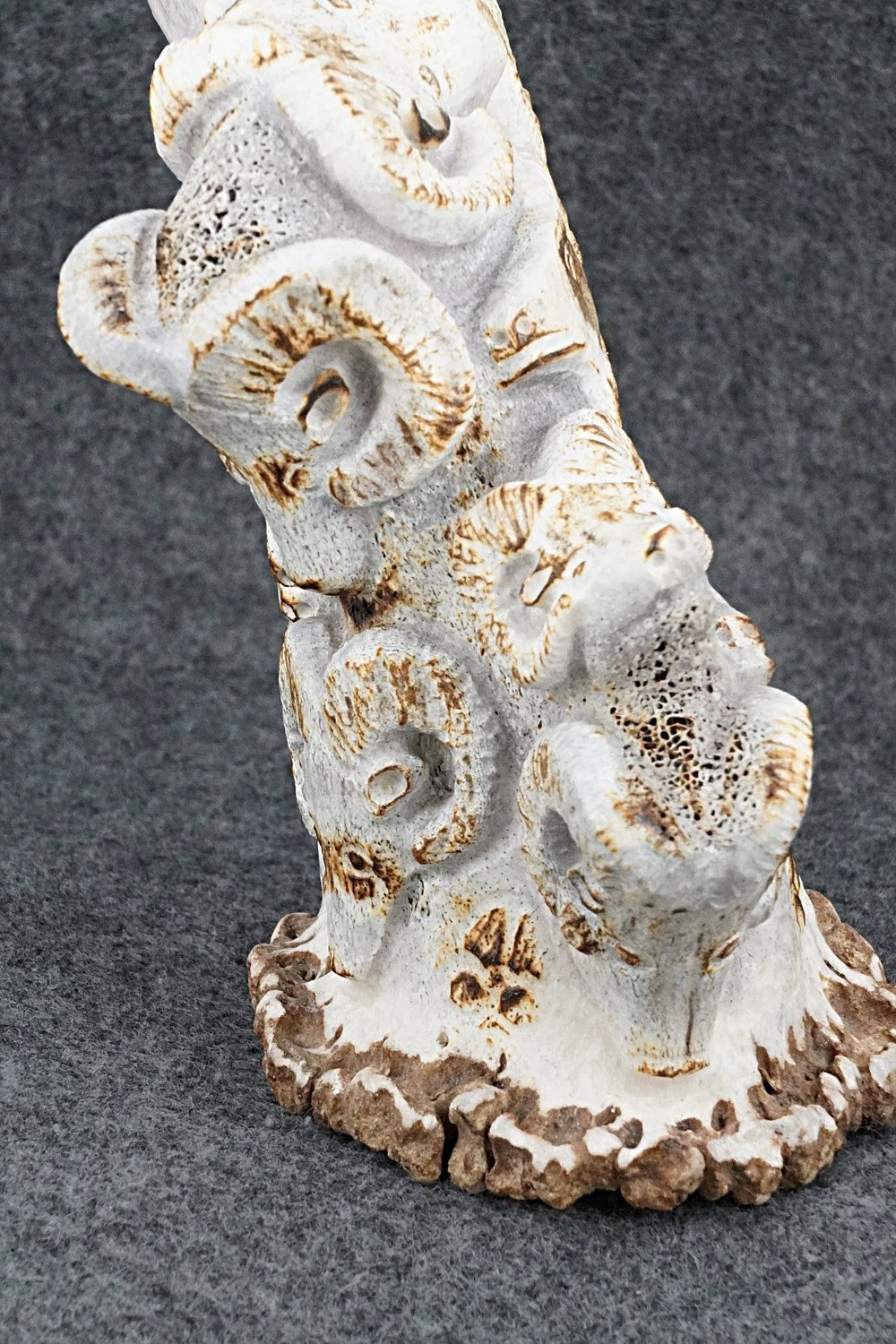 Ram Zuni Fetish Carving - Maxx Laate