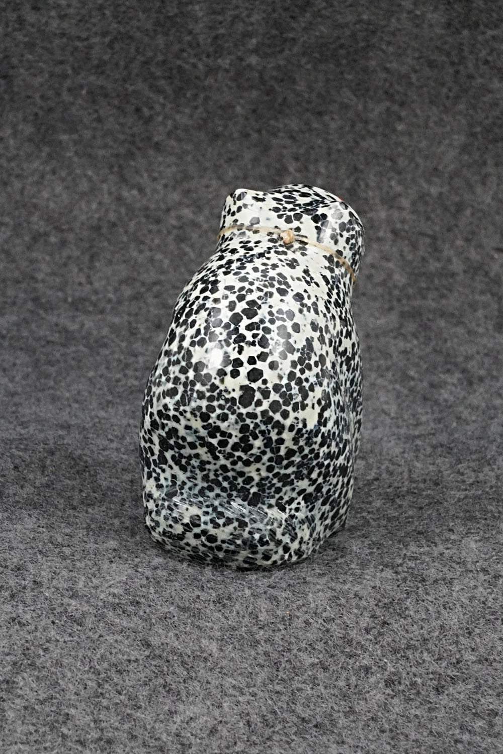 Cat Zuni Fetish Carving - Daphne Quam