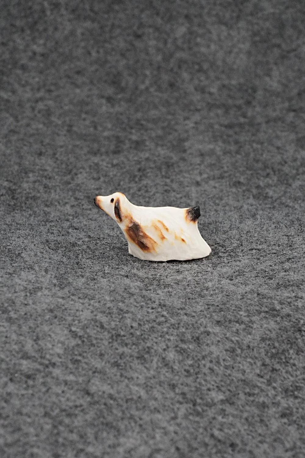 Dog Zuni Fetish Carving - Ruben Najera
