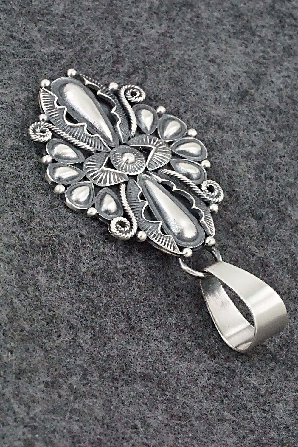 Sterling Silver Pendant - Derrick Gordon