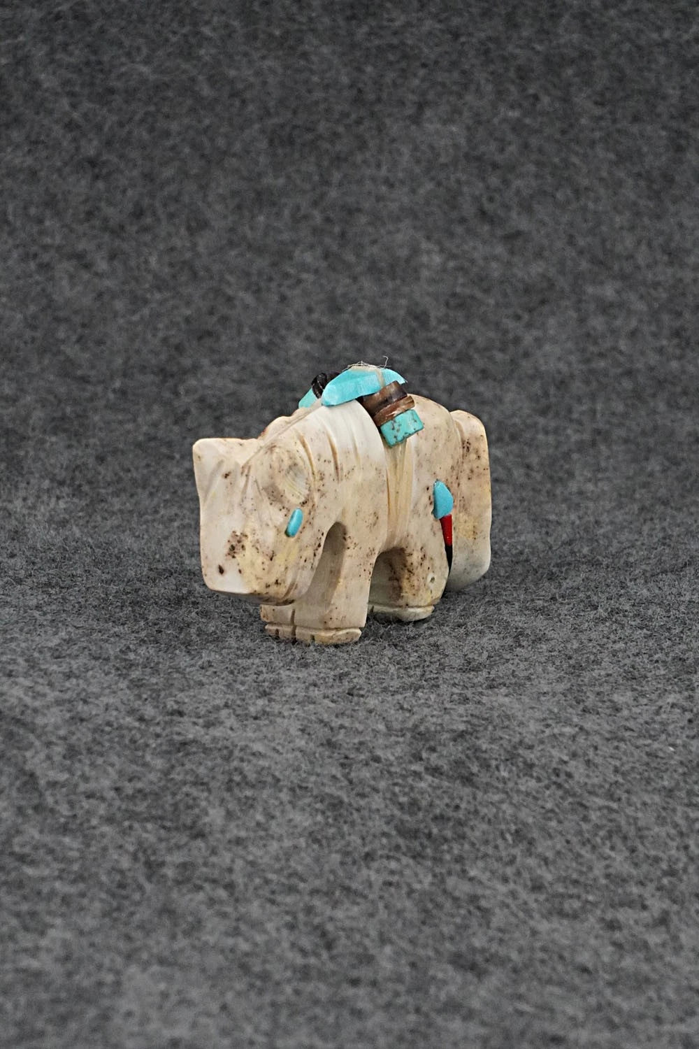 Horse Zuni Fetish Carving - Danette Laate