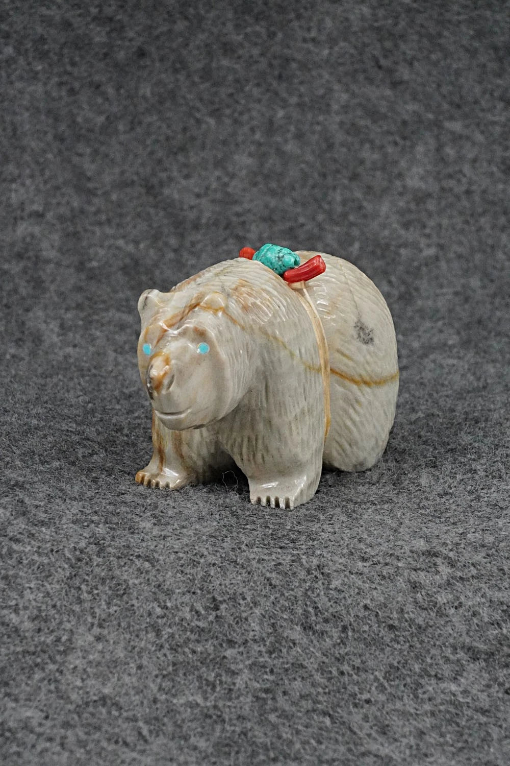 Bear Zuni Fetish Carving - Farlan & Paulette Quam