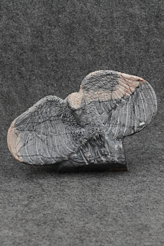 Eagle Zuni Fetish Carving - Terrance Panteah