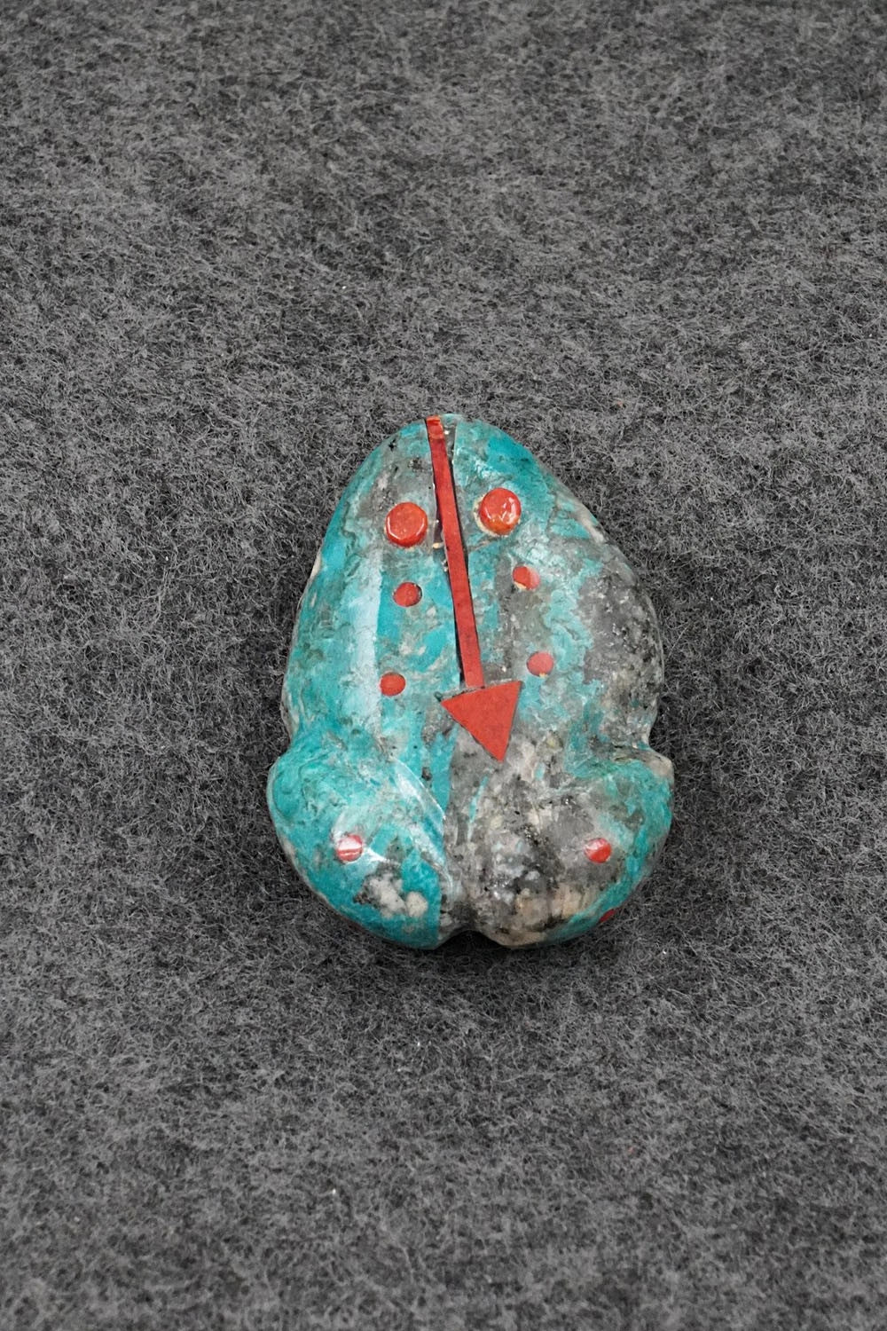 Frog Zuni Fetish Carving - Bernard Laiwekete