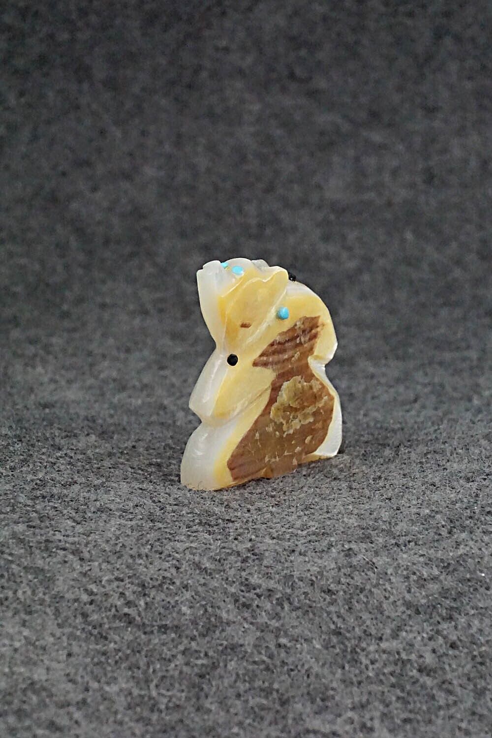 Bear Zuni Fetish Carving - Danette Laate