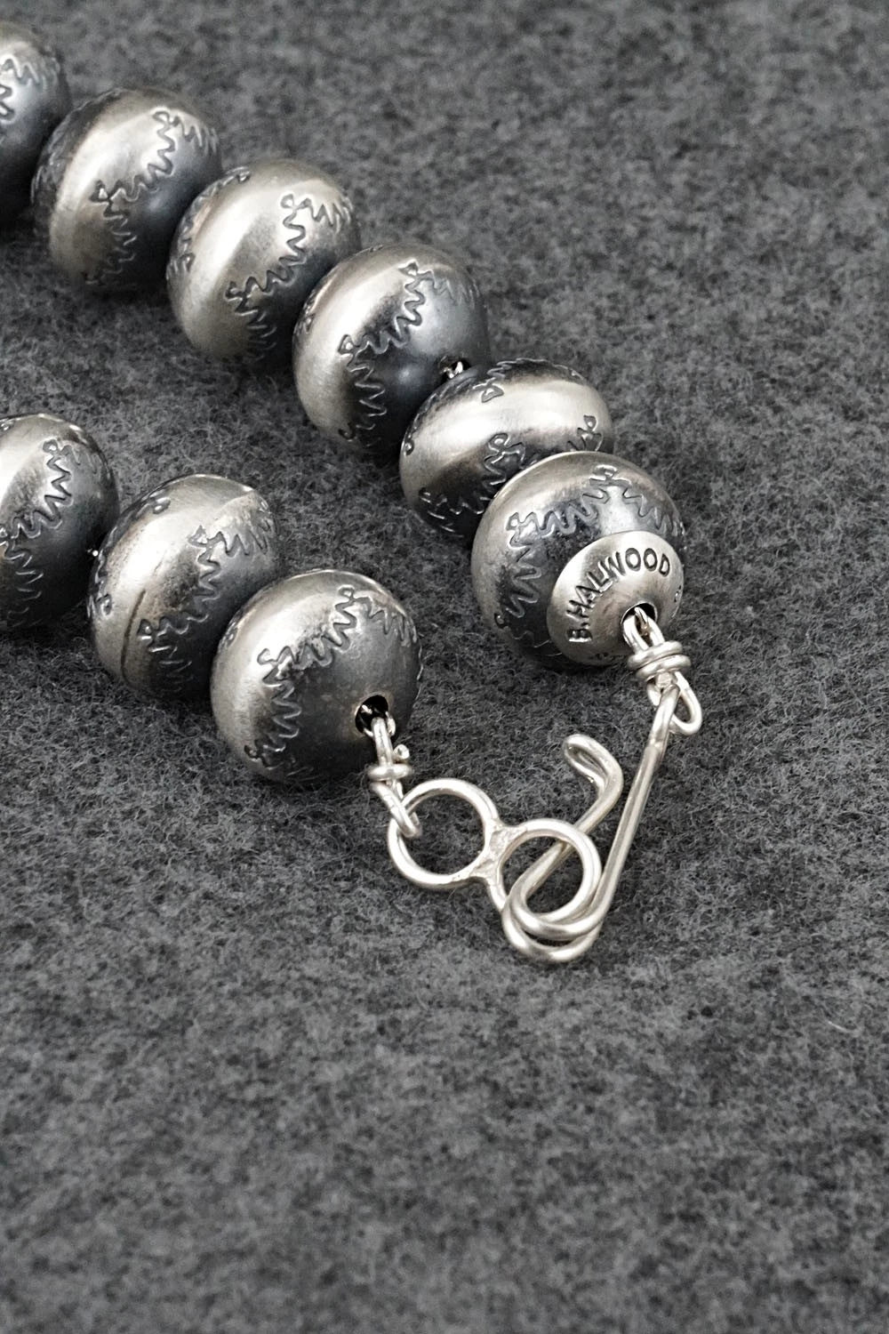 Sterling Silver Navajo Pearl Necklace 20" - Bryannen Halwood